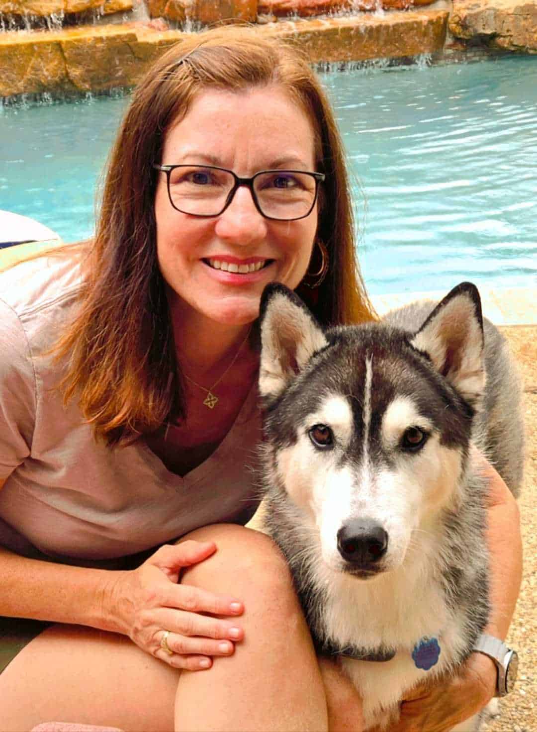 Karina - PET CARE SPECIALIST